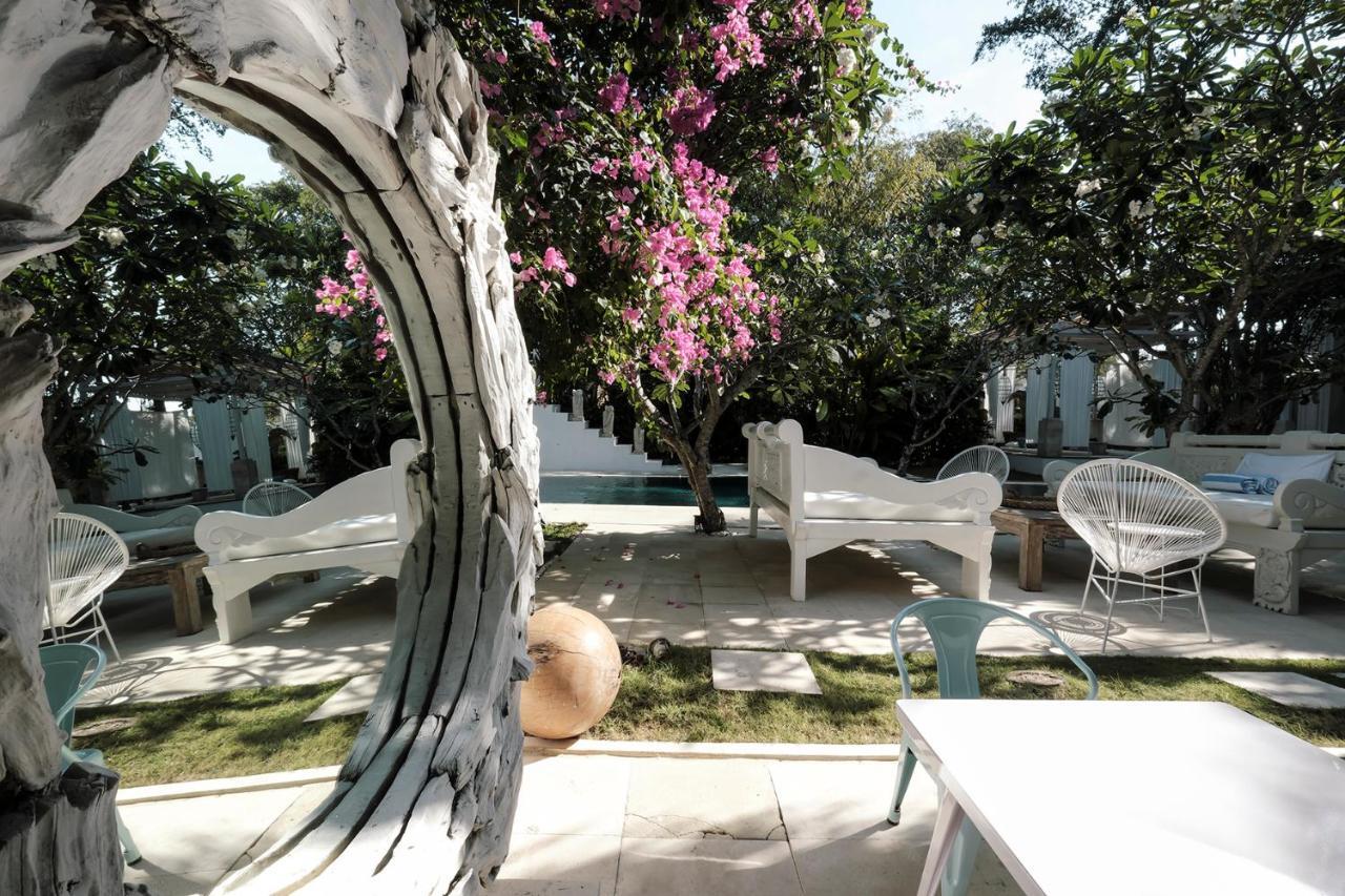 Oazia Spa Villa Bali Canggu Exteriör bild
